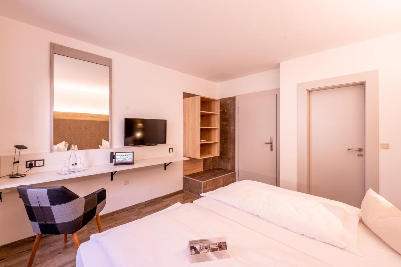 Zur Post Kuemmersbruck Hotel & Tiny Houses Kummersbruck Экстерьер фото